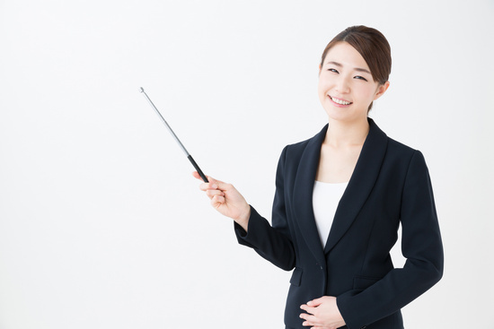 「インターネットでコンタクトを購入する際に必要な数値は?」がイメージできる画像01